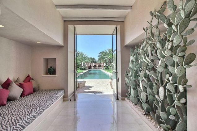For sale - Marrakech - Magnificent property - Emile Garcin Maroc - Image 2