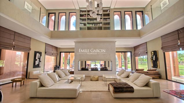 Property for sale on the Route de l'Ourika in Marrakech - Emile Garcin Maroc - Image 1