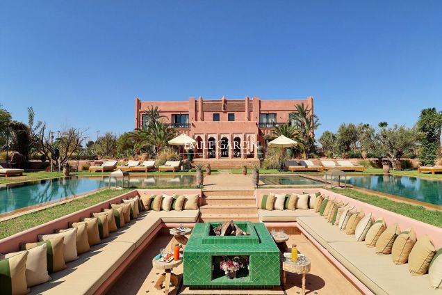 À louer propriété d'exception à 11km de Marrakech - Emile Garcin Maroc - Image 17