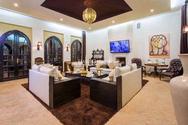 À louer superbe propriété de 11 chambres, à 20 minutes de Marrakech - Emile Garcin Maroc - Image 4