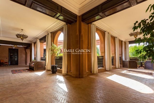 À louer superbe propriété de 11 chambres, à 20 minutes de Marrakech - Emile Garcin Maroc - Image 12