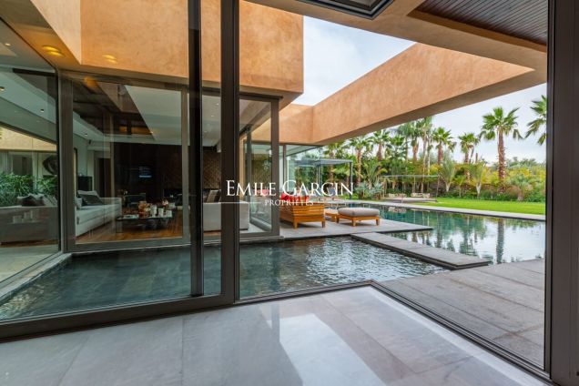 À louer villa moderne à 15 minutes de Marrakech - Emile Garcin Maroc - Image 14