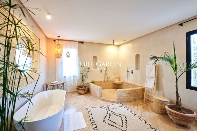 À louer villa chic et charme à 15 minutes de Marrakech - Emile Garcin Maroc - Image 11
