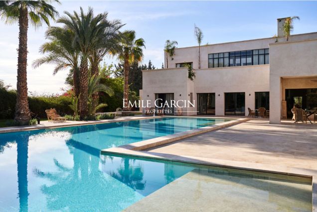 À louer villa chic et charme à 15 minutes de Marrakech - Emile Garcin Maroc - Image 14