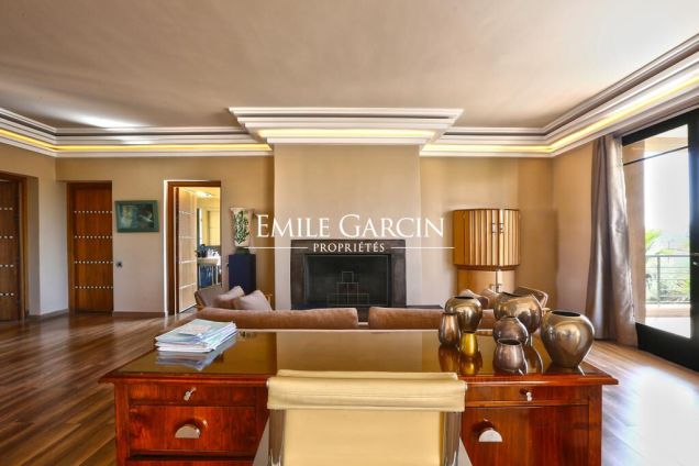 À louer superbe villa moderne à quelques minutes de Marrakech - Emile Garcin Maroc - Image 5