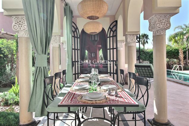Jolie villa sur domaine golfique à Marrakech - Emile Garcin Maroc - Image 5