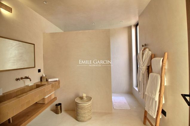À louer superbe villa d'exception à quelques minutes de Marrakech - Emile Garcin Maroc - Image 16