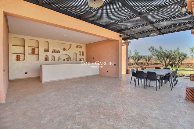 À louer superbe villa d'exception à quelques minutes de Marrakech - Emile Garcin Maroc - Image 17