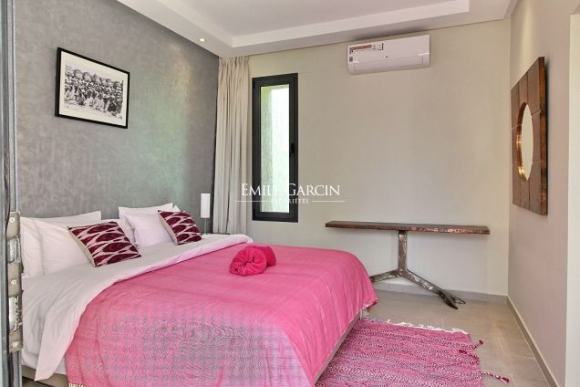 Jolie propriété contemporaine à louer à 20 minutes de Marrakech dans un domaine privé et sécurisé - Emile Garcin Maroc - Image 11