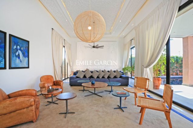 Belle villa contemporaine à louer dans la Palmeraie - Emile Garcin Maroc - Image 1
