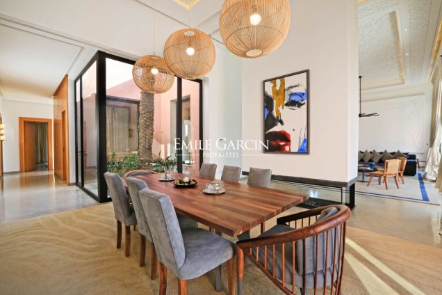 Belle villa contemporaine à louer dans la Palmeraie - Emile Garcin Maroc - Image 2