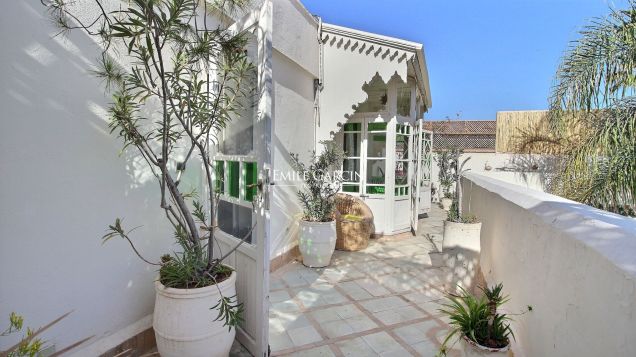À louer charmant Riad situé dans le quartier de Dar El Bacha à Marrakech - Emile Garcin Maroc - Image 8