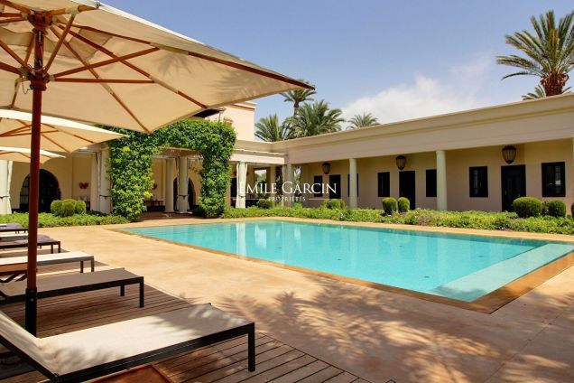 Propriété à louer dans un domaine privé à Bab Atlas à Marrakech - Emile Garcin Maroc - Image 10