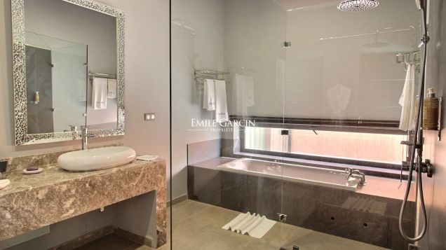 À louer très belle maison contemporaine proche de Marrakech - Emile Garcin Maroc - Image 9
