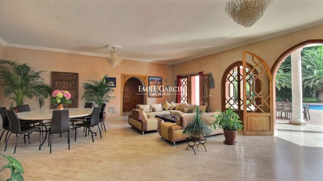 Propriété de six chambres à louer sur la route de l'Ourika à 11km de Marrakech - Emile Garcin Maroc - Image 5