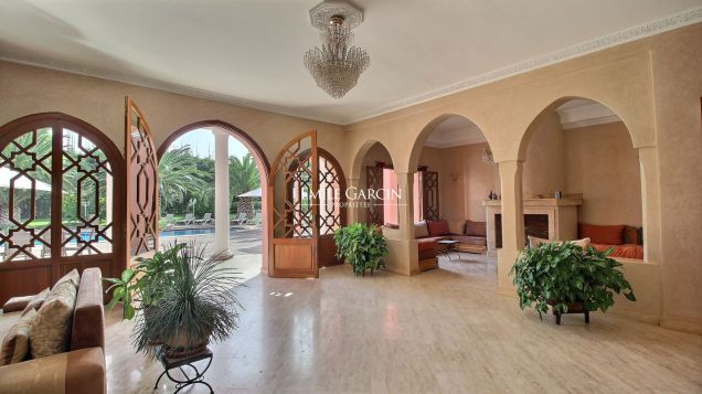 Propriété de six chambres à louer sur la route de l'Ourika à 11km de Marrakech - Emile Garcin Maroc - Image 7