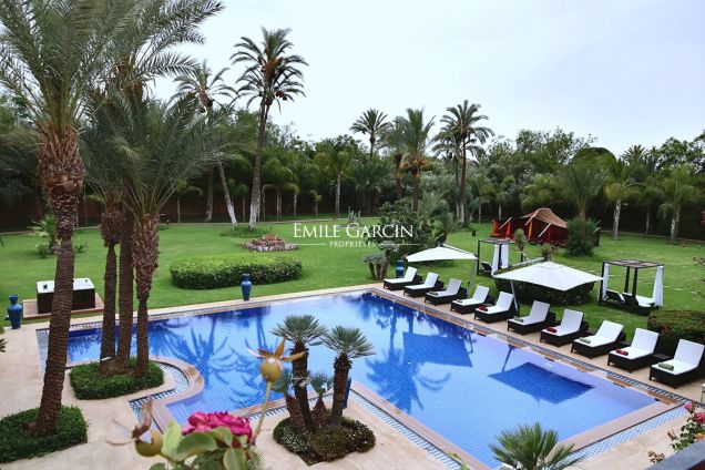 Propriété à louer dans la Palmeraie de Marrakech - Emile Garcin Maroc - Image 1