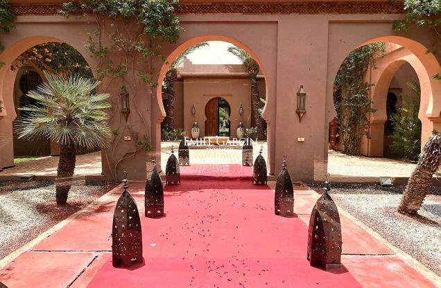 Propriété à louer dans la Palmeraie de Marrakech - Emile Garcin Maroc - Image 2