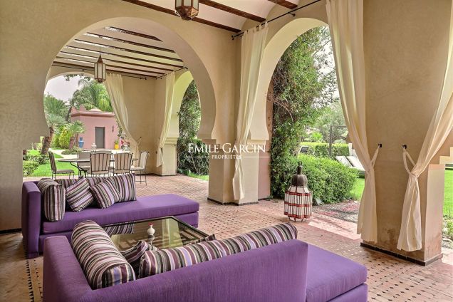 Propriété à louer dans la Palmeraie de Marrakech - Emile Garcin Maroc - Image 11