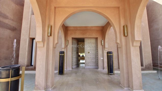 Propriété à louer sur la route de l'Ourika à Marrakech - Emile Garcin Maroc - Image 2