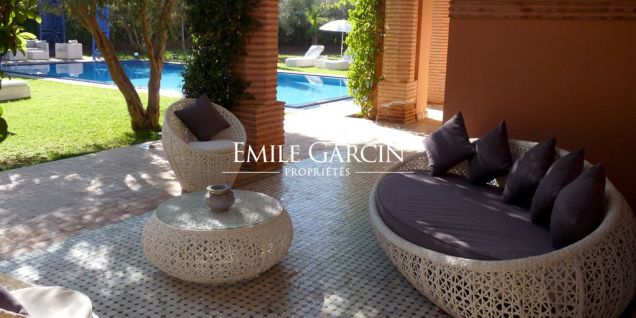 À louer maison au coeur d'un jardin luxuriant dans la Palmeraie de Marrakech - Emile Garcin Maroc - Image 11