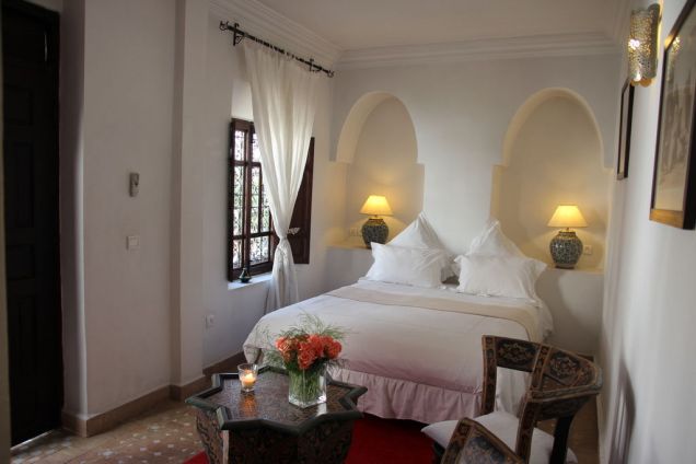 À louer Riad de 8 chambres idéalement situé dans la medina de Marrakech - Emile Garcin Maroc - Image 12