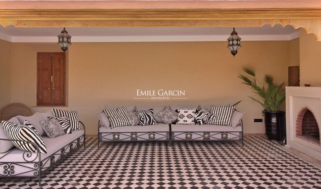 Superbe propriété à vendre sur la route d'Amizmiz à Marrakech - Emile Garcin Maroc - Image 7