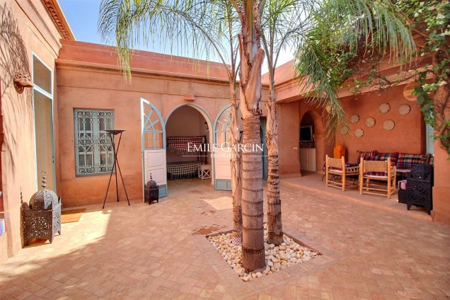 À vendre villa de plain- pied sur la route de Ouarzazate à Marrakech - Emile Garcin Maroc - Image 5