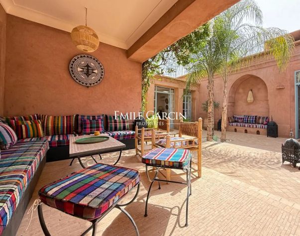 À vendre villa de plain- pied sur la route de Ouarzazate à Marrakech - Emile Garcin Maroc - Image 4