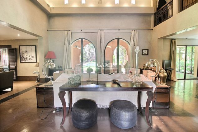 À vendre superbe villa sur le golf d'Amelkis à Marrakech - Emile Garcin Maroc - Image 2