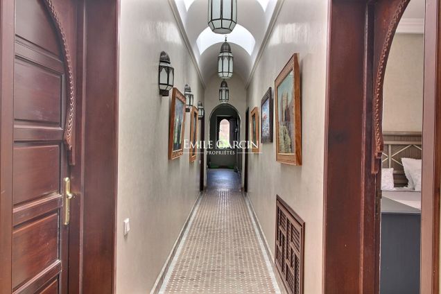 À vendre superbe maison sur le golf d'Amelkis à Marrakech - Emile Garcin Maroc - Image 6