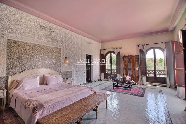 À vendre superbe maison sur le golf d'Amelkis à Marrakech - Emile Garcin Maroc - Image 7