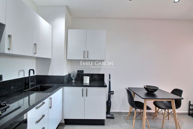 For sale - Apartment Marrakech - Near the Jardin Majorelle - Emile Garcin Maroc - Image 4