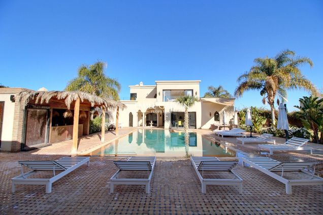 Delightful property for sale on a gated development 20 minutes from Marrakech - Emile Garcin Maroc - Image 1