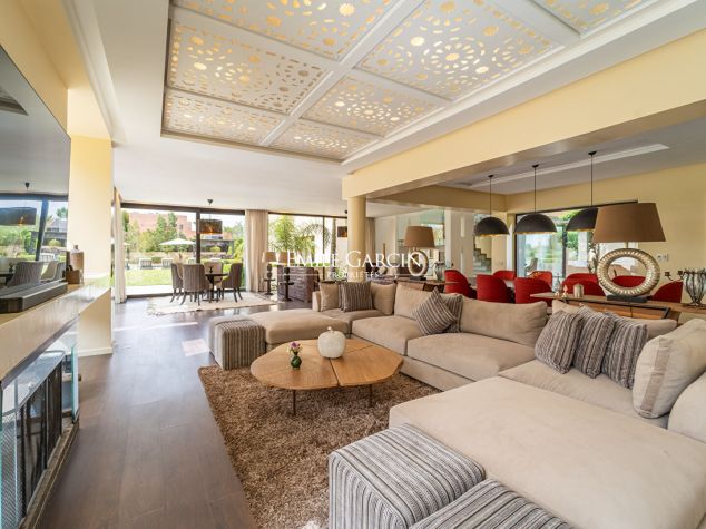 To rent - Marrakech - Magnificent villa on a golf estate - Emile Garcin Maroc - Image 3