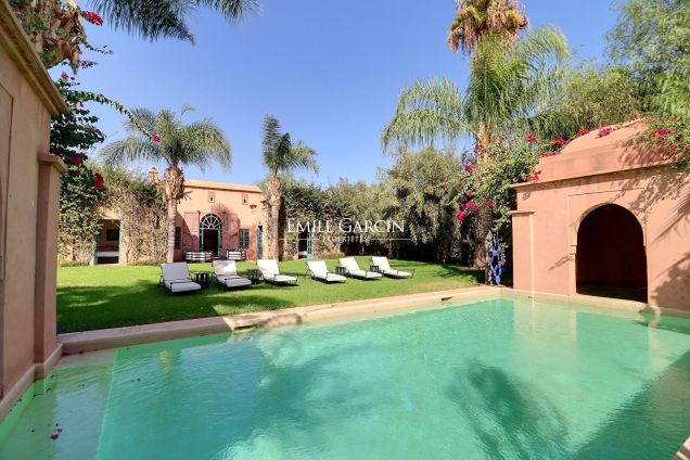 À vendre villa de charme dans un domaine à Marrakech - Emile Garcin Maroc - Image 1