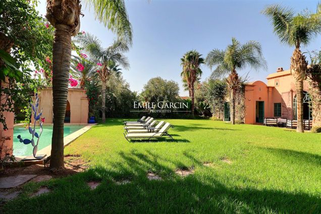 À vendre villa de charme dans un domaine à Marrakech - Emile Garcin Maroc - Image 2