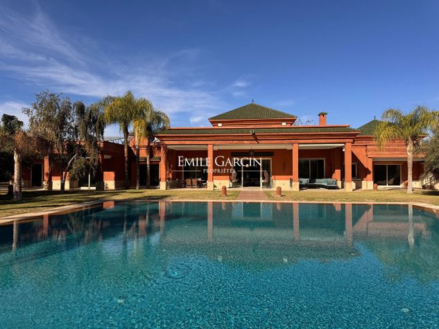 Propriété à vendre sur la route de Ouarzazate à Marrakech - Emile Garcin Maroc - Image 1