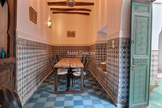 À vendre riad au quartier Riad Laarouss à Marrakech - Emile Garcin Maroc - Image 4