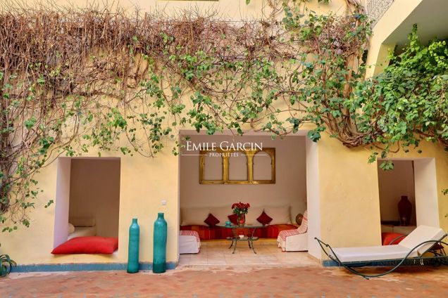 À vendre riad au coeur de la médina de Marrakech - Emile Garcin Maroc - Image 2