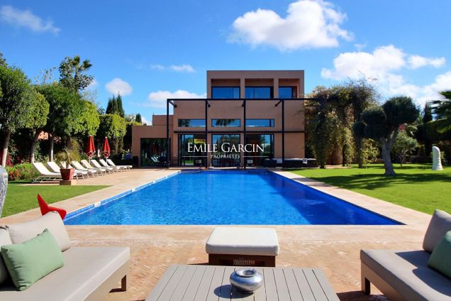 À vendre villa dans un domaine golfique à Marrakech - Emile Garcin Maroc - Image 9