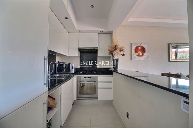 À vendre appartement avec vue sur le Jardin Majorelle à Marrakech - Emile Garcin Maroc - Image 4