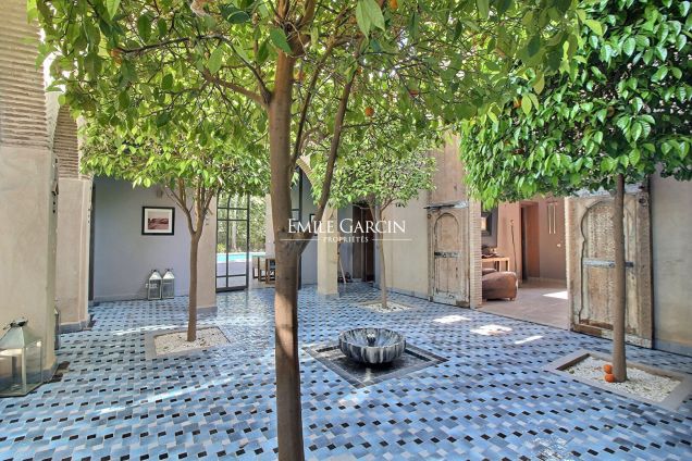 À vendre superbe propriété en front de golf à Marrakech - Emile Garcin Maroc - Image 2