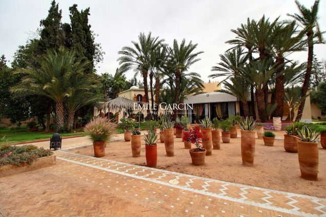 À vendre maison au coeur de la palmeraie à Marrakech - Emile Garcin Maroc - Image 6