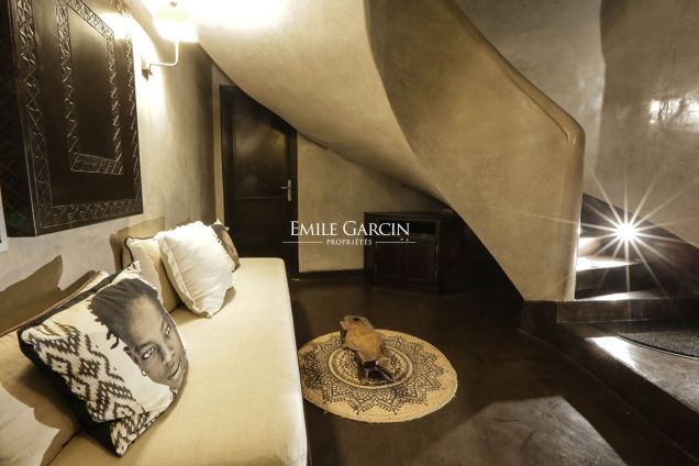 Très belle propriété située à quelques minutes du centre-ville et de la médina à Marrakech - Emile Garcin Maroc - Image 9