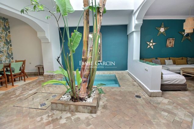 À vendre riad dans le quartier Dar El Bacha à Marrakech - Emile Garcin Maroc - Image 2