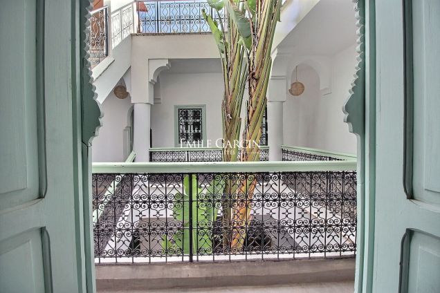 À vendre riad dans le quartier Dar El Bacha à Marrakech - Emile Garcin Maroc - Image 6