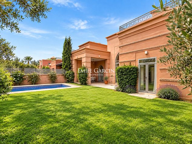 À vendre villa sur golf à Marrakech - Emile Garcin Maroc - Image 1