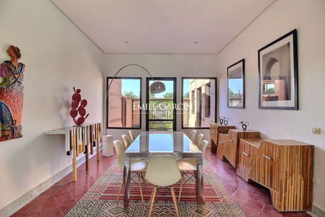 À vendre villa dans un domaine golfique à Marrakech - Emile Garcin Maroc - Image 4