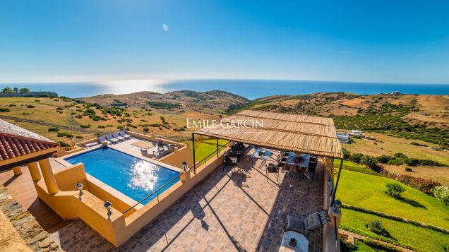 TANGER /ASILAH  GRANDE PROPRIETE  SUR L'OCEAN  SUR UN JARDIN DE 6000 M2 - Emile Garcin Maroc - Image 1